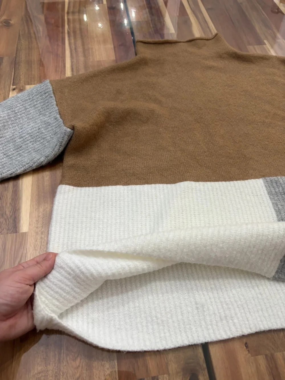 Vici cozy colorblock